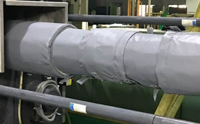 注塑機(jī)<a href=http://m.cprl.com.cn/e/tags/?tagname=%E4%BF%9D%E6%B8%A9%E8%A1%A3 target=_blank class=infotextkey>保溫衣</a>的好處