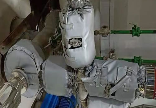 高溫管道<a href=http://m.cprl.com.cn/e/tags/?tagname=%E4%BF%9D%E6%B8%A9%E9%9A%94%E7%83%AD target=_blank class=infotextkey>保溫隔熱</a>衣